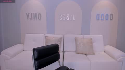 Sunny Rivers online show from 24, 10, 2025