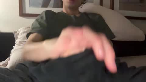 Snapshot of sunrough chatting on 28, 12, 2024 Sunrough online show from 28, 12, 2024