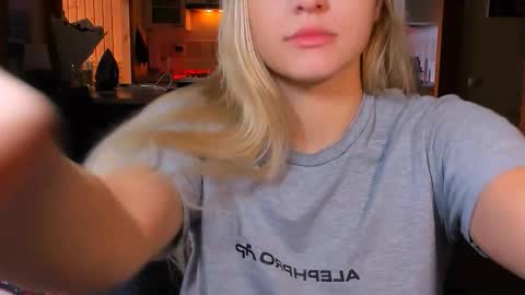 sunsetwithava online show from 20, 2, 2026