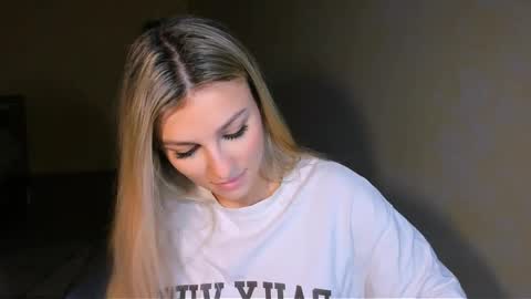 sunsetwithava online show from 2, 3, 2026