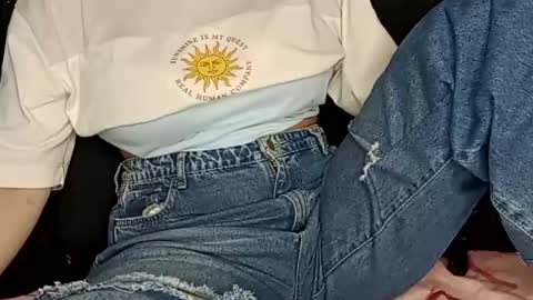 Annie online show from 8, 1, 2025