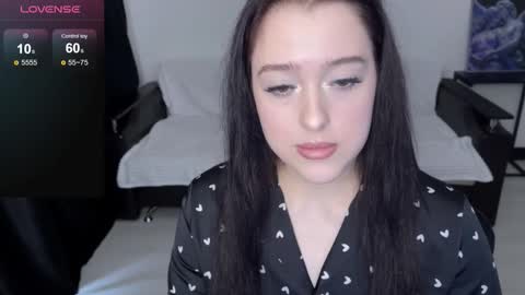 Snapshot of sunshine_j chatting on 21, 10, 2025 sunshine_j online show from 21, 10, 2025