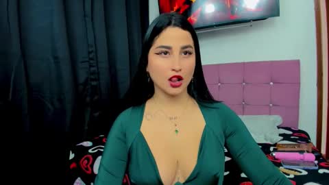 Andrea Rodriguez online show from 10, 9, 2025