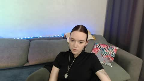 Snapshot of sunylily chatting on 3, 5, 2026 Lilith online show from 3, 5, 2026
