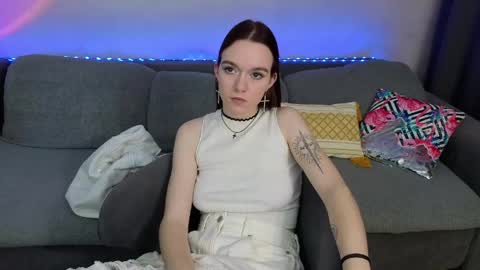 Snapshot of sunylily chatting on 9, 5, 2026 Lilith online show from 9, 5, 2026