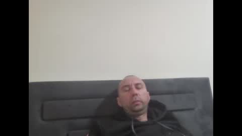 super42835015 online show from 14, 11, 2025