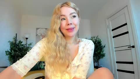 Jenn online show from 11, 4, 2026