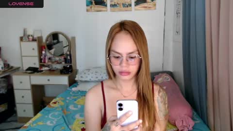 Snapshot of superhotvaleria chatting on 17, 6, 2026 Im val online show from 17, 6, 2026