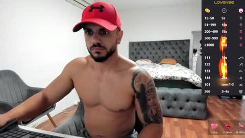 Snapshot of supermanboyxxl chatting on 1, 10, 2025 supermanboyxxl online show from 1, 10, 2025