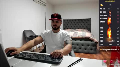 Snapshot of supermanboyxxl chatting on 23, 10, 2025 supermanboyxxl online show from 23, 10, 2025