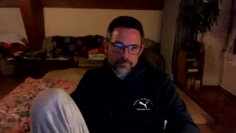 supersquirrel81 online show from 8, 3, 2026