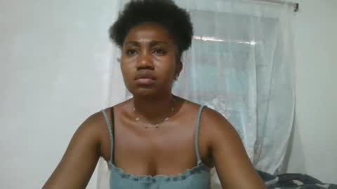 Snapshot of surbelle chatting on 4, 2, 2026 surbelle online show from 4, 2, 2026