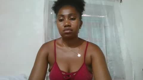 Snapshot of surbelle chatting on 3, 3, 2026 surbelle online show from 3, 3, 2026