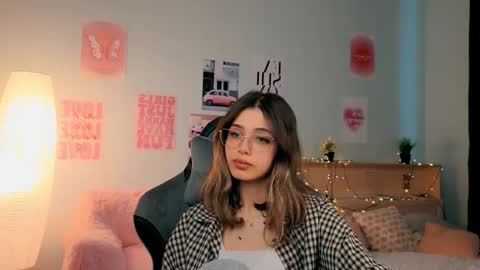 Snapshot of surfcheff chatting on 19, 3, 2026 Sara online show from 19, 3, 2026