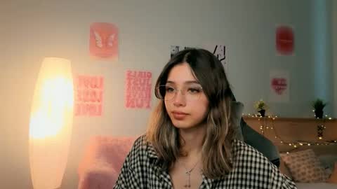 Snapshot of surfcheff chatting on 20, 3, 2026 Sara online show from 20, 3, 2026