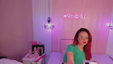 Snapshot of susanabell_ chatting on 6, 5, 2026 SusanaBell online show from 6, 5, 2026