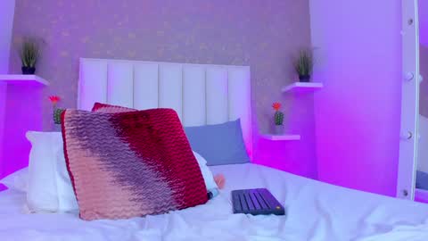 susanahenao online show from 5, 2, 2025