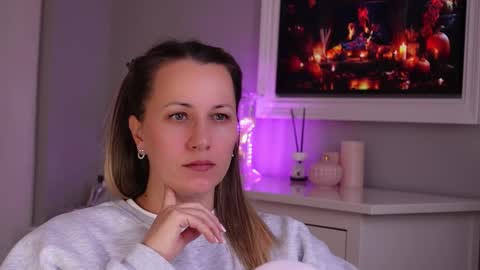 SusanJewel online show from 25, 11, 2025