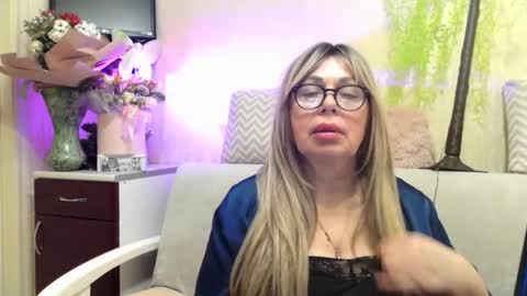 SusiexNoreen online show from 3, 5, 2026