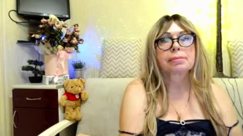 Snapshot of susiexnoreen chatting on 28, 6, 2026 SusiexNoreen online show from 28, 6, 2026