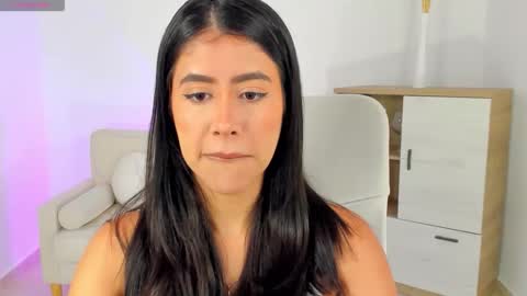 Snapshot of sussan_monroe chatting on 1, 2, 2026 Sussan Monroe online show from 1, 2, 2026