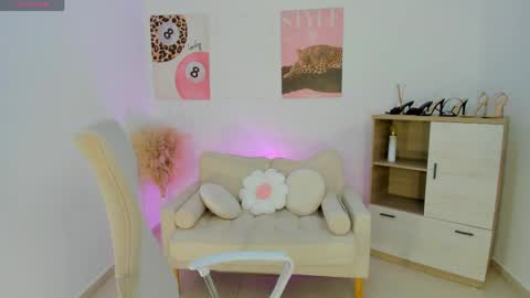 Sussan Monroe online show from 31, 5, 2026