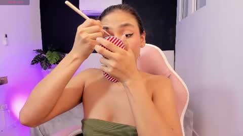Snapshot of sussy_sweet4u chatting on 26, 6, 2026 sussy_sweet4u online show from 26, 6, 2026