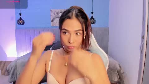 Snapshot of sussy_sweet4u chatting on 7, 8, 2026 sussy_sweet4u online show from 7, 8, 2026