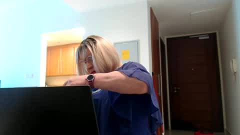 My name is Sissy or more fully Suzanna Aprilia Maria Mariquita Catarina Chinita Banci. Soy una puta - que chimba ladybug online show from 26, 6, 2026