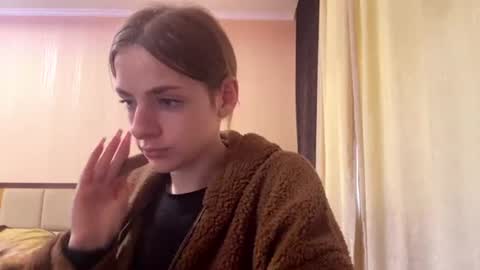 Emila online show from 12, 6, 2026