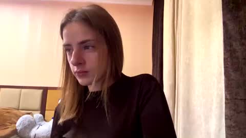 Emila online show from 17, 7, 2026