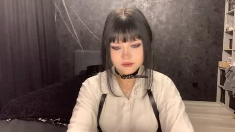 EmilySuonn online show from 4, 5, 2026