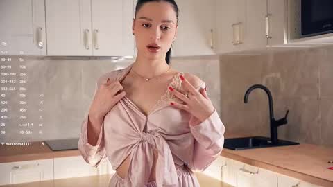 Snapshot of suziegoglia chatting on 8, 1, 2026 Kristanna online show from 8, 1, 2026