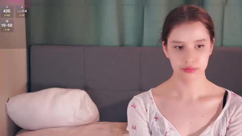 Snapshot of suziegoglia chatting on 10, 3, 2026 Kristanna online show from 10, 3, 2026