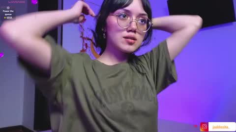 Snapshot of suzumi_ chatting on 1, 2, 2025 Jadde  online show from 1, 2, 2025