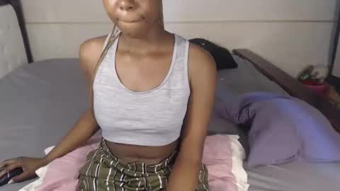 Snapshot of suzyblack4 chatting on 6, 3, 2026 Suzy online show from 6, 3, 2026