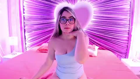 suzylee_ online show from 26, 4, 2026