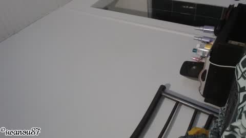 Snapshot of swanou87 chatting on 12, 3, 2025 swanou87 online show from 12, 3, 2025