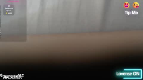 Snapshot of swanou87 chatting on 14, 9, 2025 swanou87 online show from 14, 9, 2025