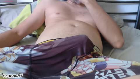 Snapshot of swanou87 chatting on 15, 10, 2025 swanou87 online show from 15, 10, 2025