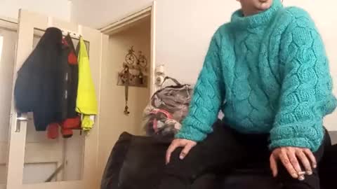 sweaterboy666 online show from 1, 10, 2025