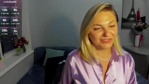Snapshot of sweet___margaret chatting on 29, 11, 2025 Margaret online show from 29, 11, 2025