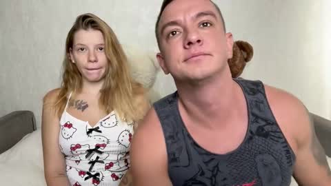 Mia and Robert online show from 10, 10, 2025