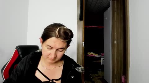 Snapshot of sweet__suck69bitch chatting on 7, 3, 2025 sweet__suck69bitch online show from 7, 3, 2025