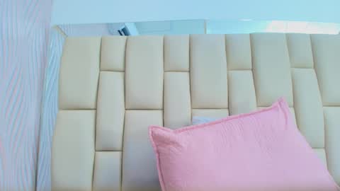 Amye  online show from 1, 10, 2025