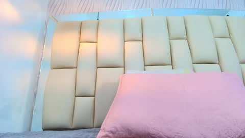 Amye  online show from 4, 10, 2025