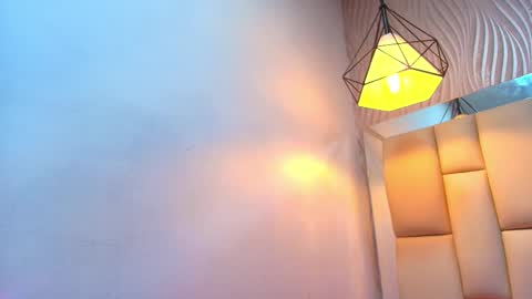 Amye  online show from 5, 10, 2025