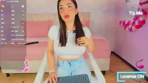 Snapshot of sweet_artemiis chatting on 15, 11, 2025 sweet_artemiis online show from 15, 11, 2025