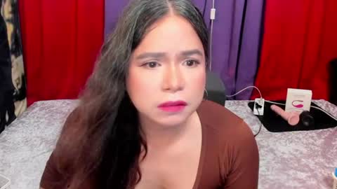 izza  izzasweet online show from 5, 8, 2026