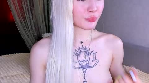 Snapshot of sweet_barbe chatting on 19, 5, 2026 Alice online show from 19, 5, 2026
